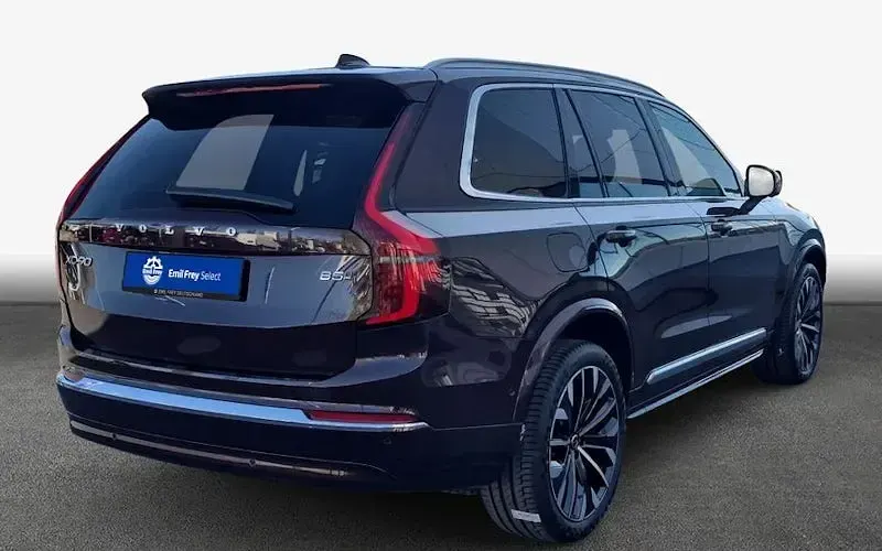 Gebraucht Volvo XC90 Plus 250 PS (183 kW) 2025 Mulberry red metallic SUV