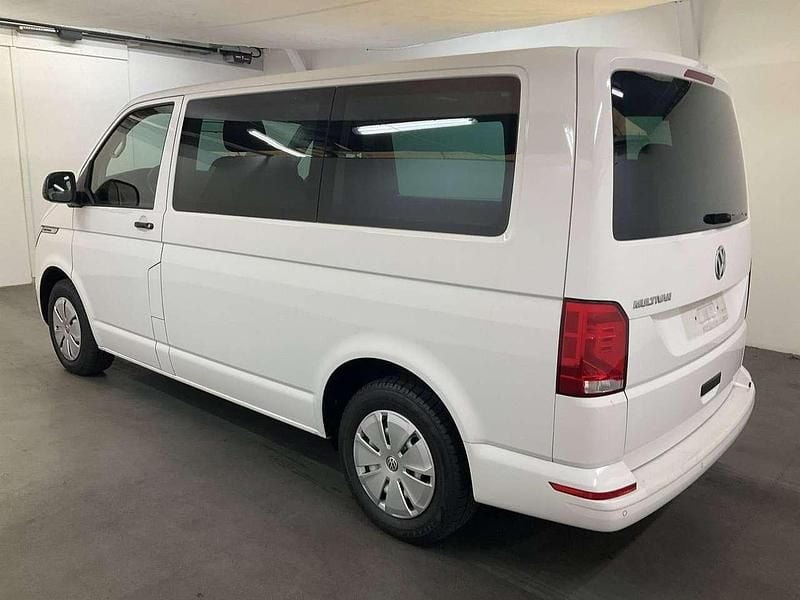 Gebraucht VW Multivan 150 PS (110 kW) 2020 Weiß oder silber Van / Kleinbus