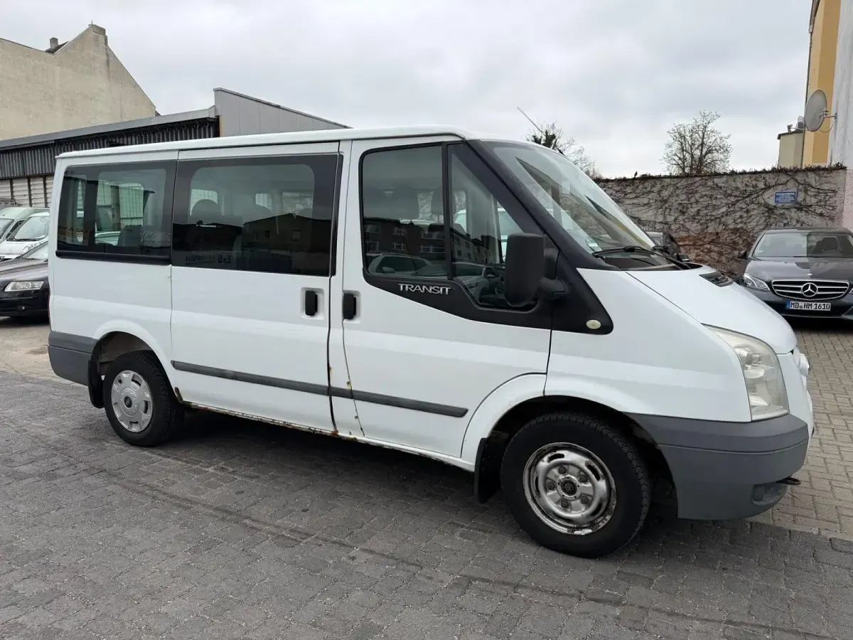 Używany Ford Transit 116 KM (85 kW) 2011 Biały Kombi