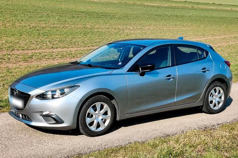Second-hand Mazda 3 101 CP (74 kW) 2015 Argintiu Berlinǎ