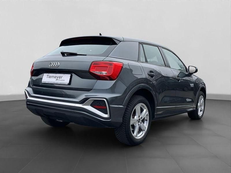 Gebraucht Audi Q2 S-Line 116 PS (85 kW) 2023 Daytonagrau perleffekt SUV