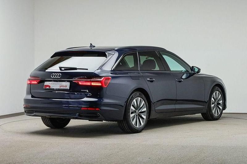 Gebraucht Audi A6 Design 204 PS (150 kW) 2023 Firmamentblau metallic (metallic) Kombi
