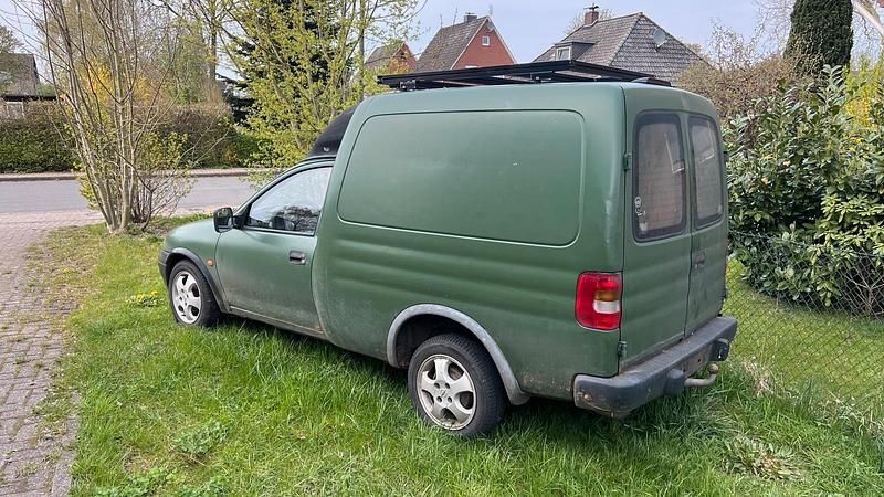 Usata Opel Combo 75 CV (55 kW) 2000 Verde Monovolume