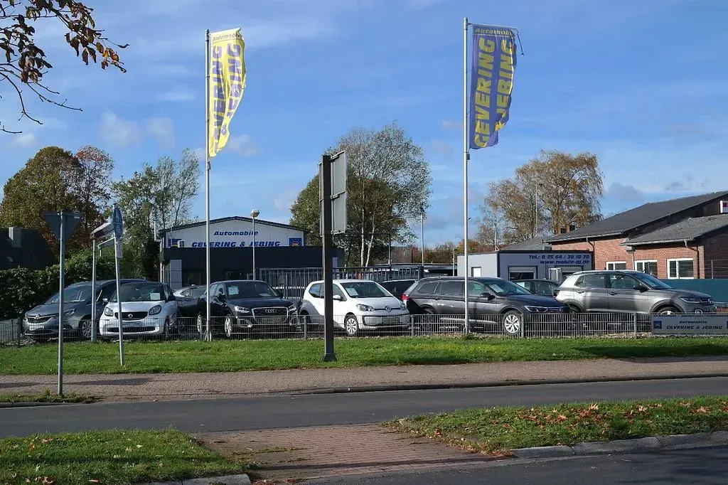 Gebraucht Mercedes B180 122 PS (89 kW) 2016 Grau Kleinwagen