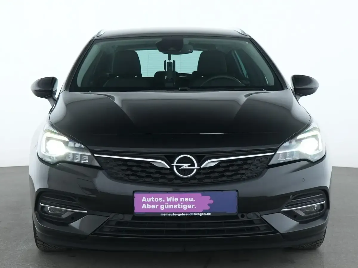 Gebraucht Opel Astra Elegance 122 PS (89 kW) 2021 Onyx schwarz Limousine