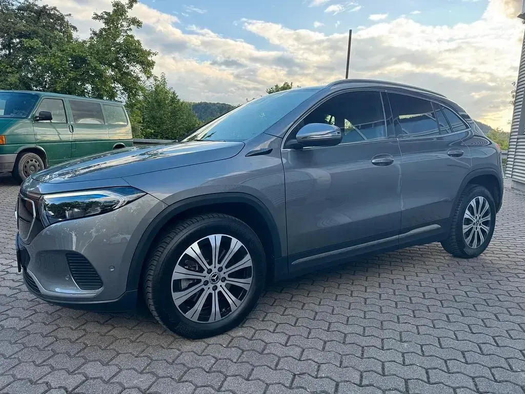Brugt Mercedes EQA250+ 139 kW (190 HK) 2022 Grå SUV