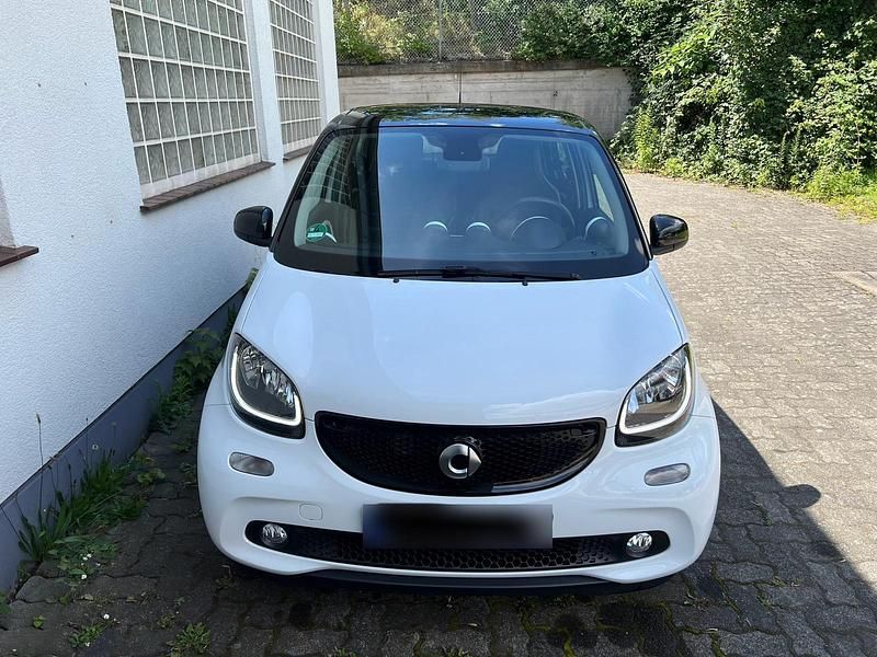 Second-hand Smart ForFour 71 CP (52 kW) 2015 Alb Hatchback