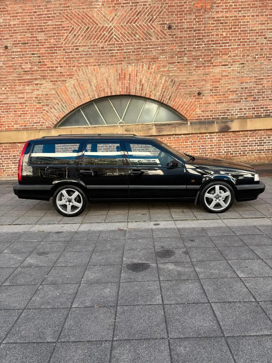 Gebraucht Volvo 850 226 PS (166 kW) 1995 Schwarz Kombi