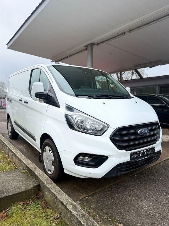 Gebraucht Ford Transit Custom 131 PS (96 kW) 2022 Weiß Limousine