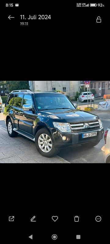 Schwarz Gebraucht 2010 Mitsubishi Pajero SUV | 12.950 € (Fairer Preis) - Bild 1/4