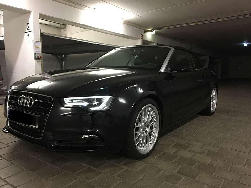 Schwarz Gebraucht 2012 Audi A5 Cabriolet Cabrio | 22.500 € - Bild 1/4