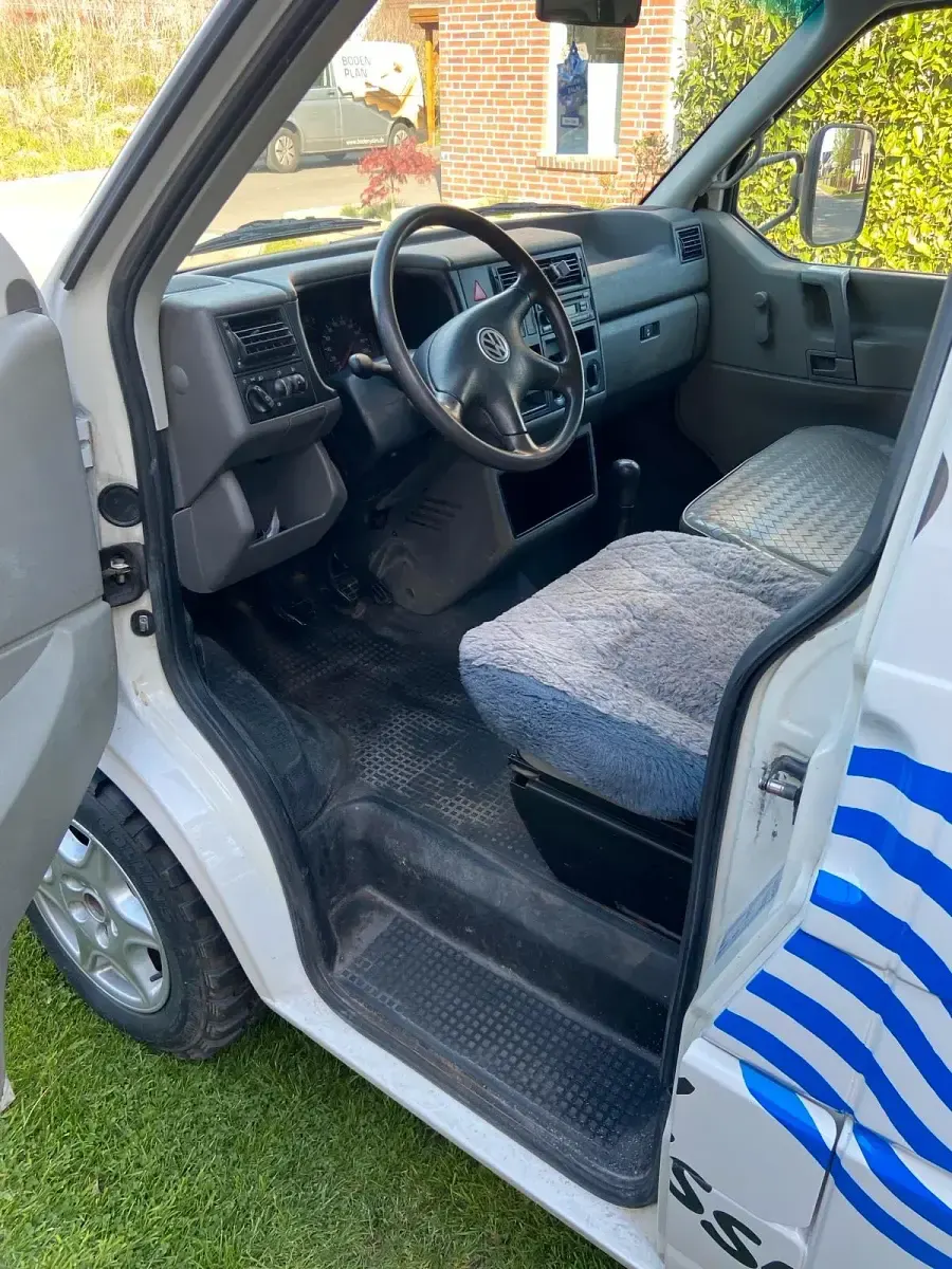 Second-hand VW T4 88 CP (64 kW) 2002 Alb Van