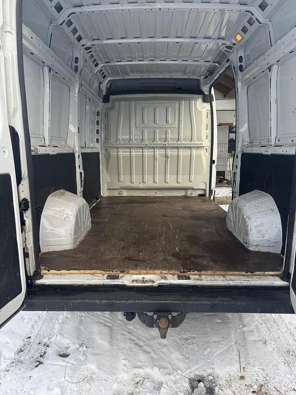 Gebraucht Opel Movano 140 PS (102 kW) 2023 Weiß Van