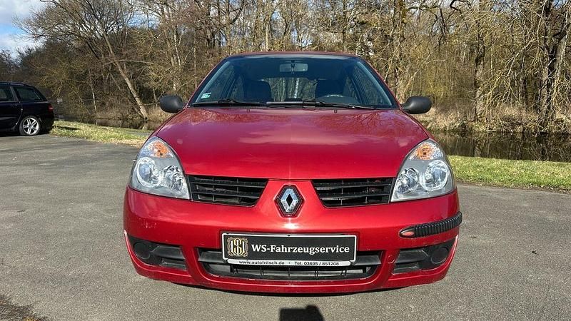 Gebraucht Renault Clio II Campus 58 PS (42 kW) 2006 Rot Kleinwagen
