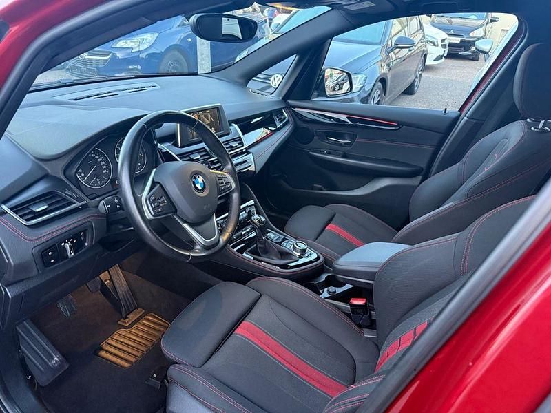 Gebraucht BMW 220 Active Tourer Performance 192 PS (141 kW) 2016 Rot Van / Kleinbus