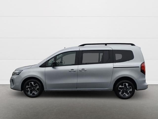 Neu Nissan Townstar 360º 131 PS (96 kW) 2026 Grau Kombi