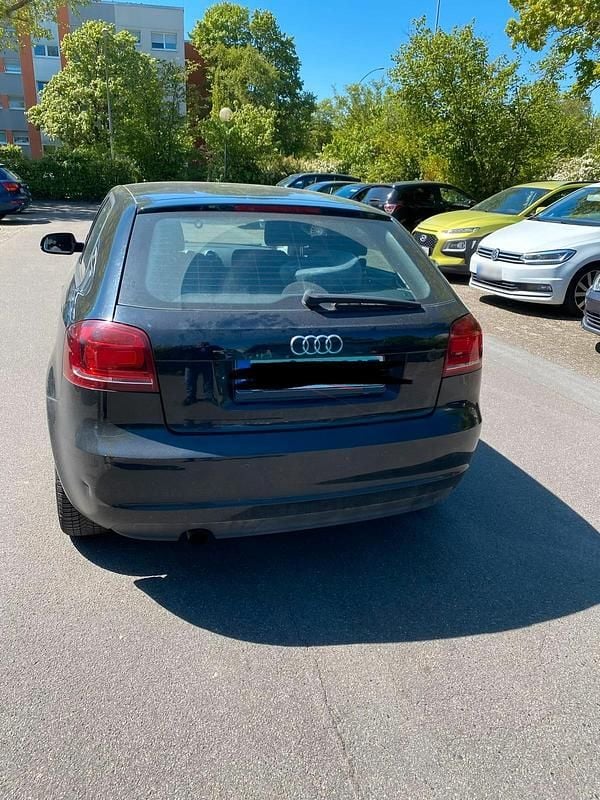 Second-hand Audi A3 105 CP (77 kW) 2011 Negru Hatchback