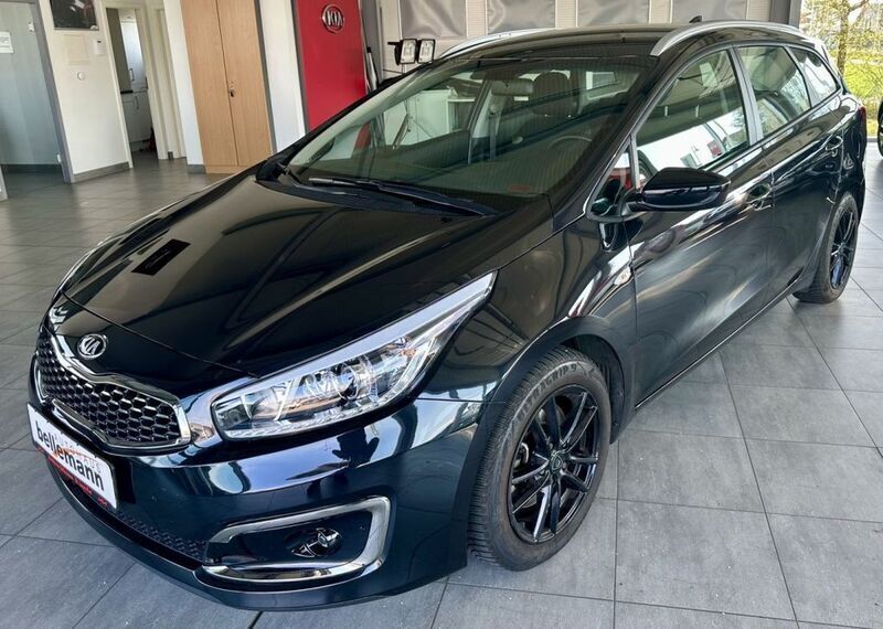 Schwarz Gebraucht 2018 Kia Ceed Sportswagon Edition 7 Kombi | 12.950 € (Guter Preis) - Bild 1/4