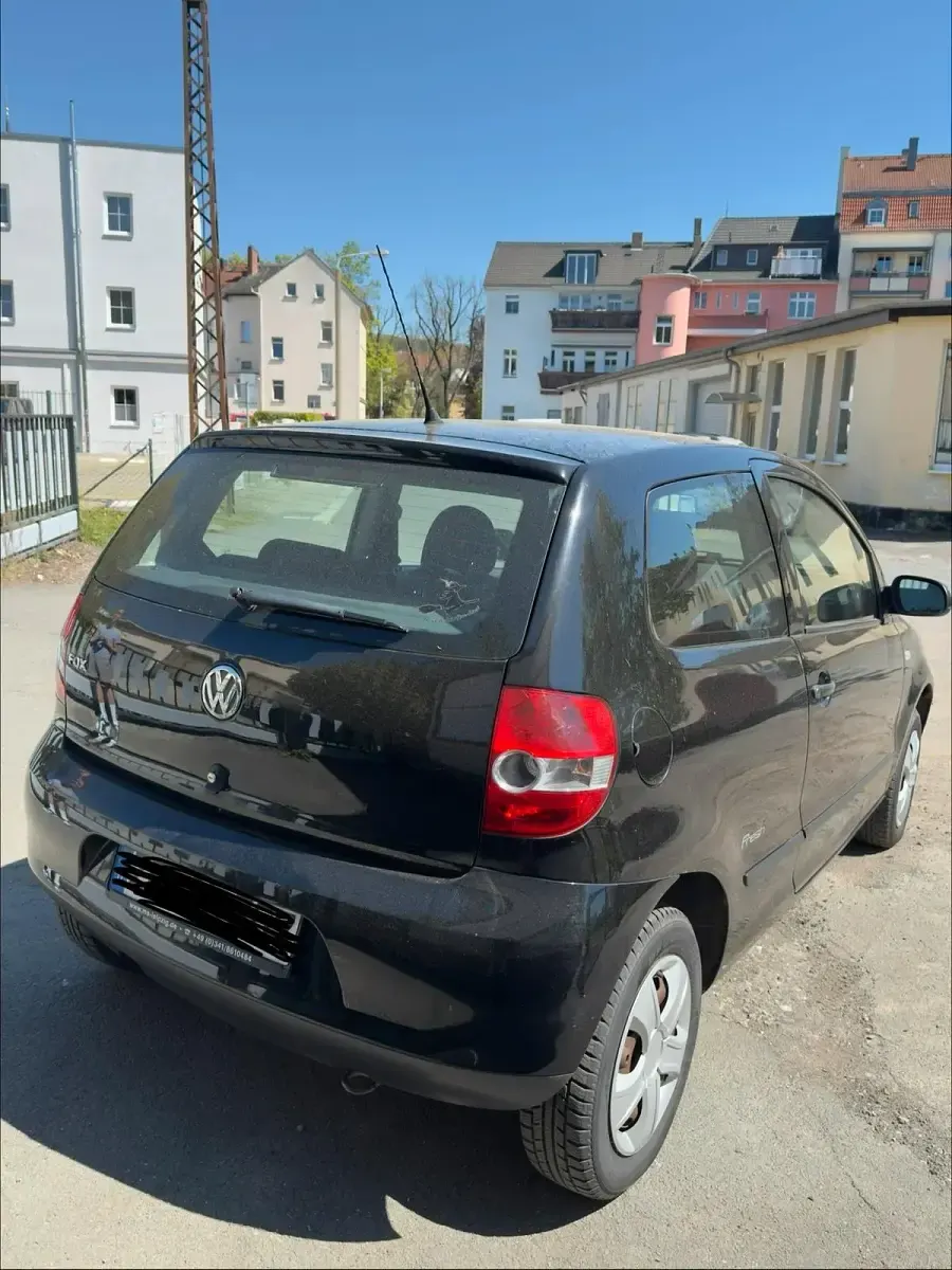 Usata VW Fox 54 CV (39 kW) 2008 Nero Utilitaria