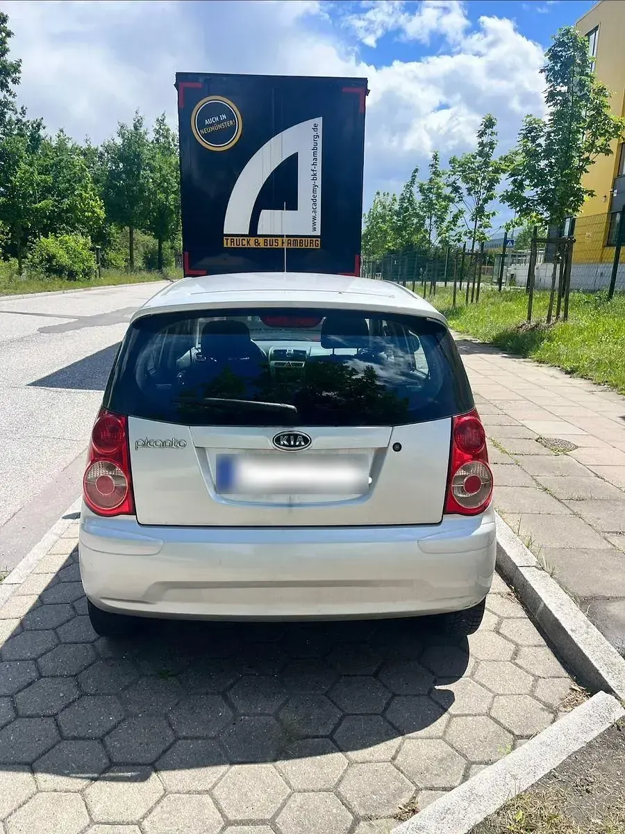 Gebraucht Kia Picanto 65 PS (47 kW) 2008 Silber Kleinwagen