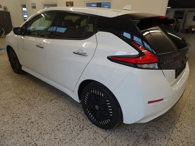 Gebraucht Nissan Leaf 160 kW (218 PS) 2022 Weiß Kleinwagen