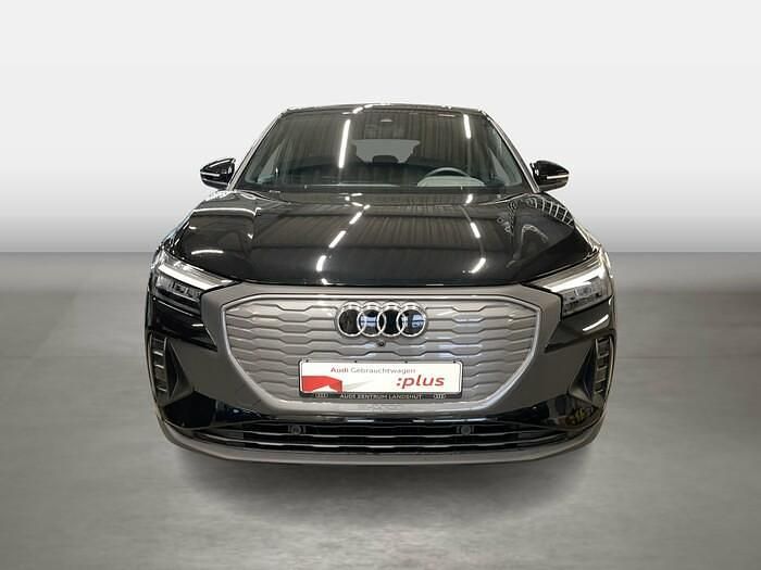 Second-hand Audi Q4 Sportback e-tron Ambiente 210 kW (286 CP) 2025 Negru SUV