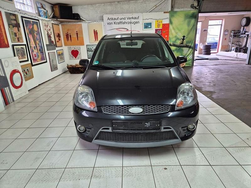 Gebraucht Ford Fiesta 80 PS (58 kW) 2007 Schwarz Kleinwagen