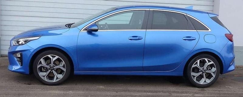 Gebraucht Kia Ceed Spirit 140 PS (102 kW) 2018 Blue flame Kleinwagen