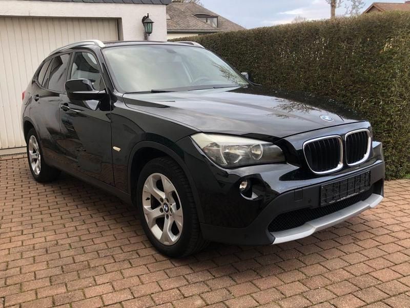 Gebraucht BMW X1 177 PS (130 kW) 2012 Schwarz SUV