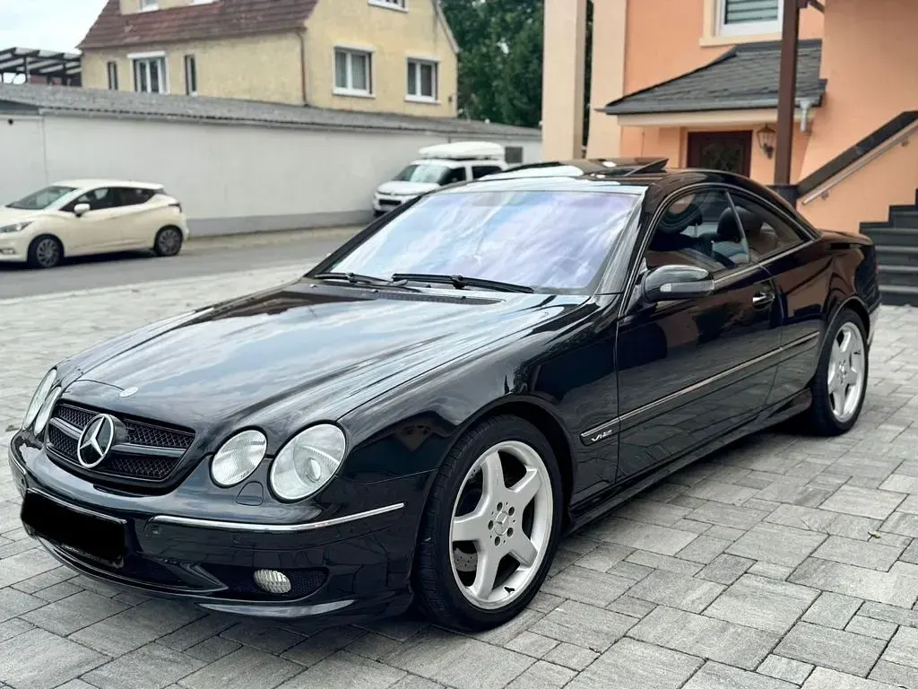 Usata Mercedes CL600 AMG 367 CV (269 kW) 2001 Nero Coupé