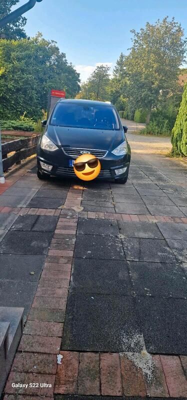Schwarz Gebraucht 2012 Ford Galaxy Van / Kleinbus | 7.900 € (Fairer Preis) - Bild 1/4