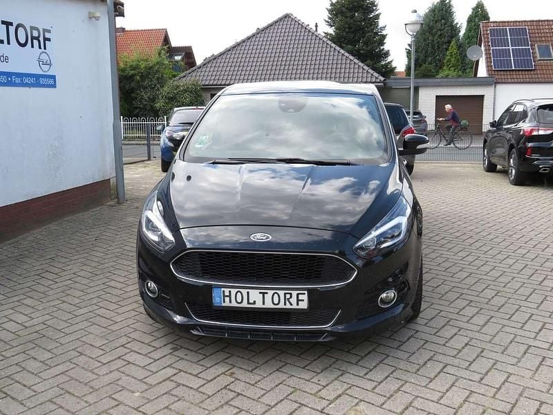 Gebraucht Ford S-MAX ST-Line 241 PS (177 kW) 2018 Shadow black Van / Kleinbus