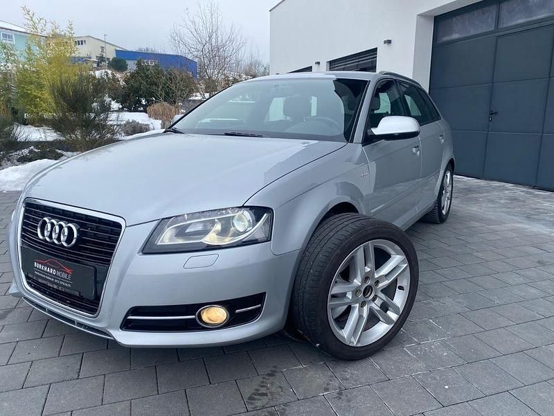 Silber Gebraucht 2012 Audi A3 S-Line Limousine | 7.400 € (Guter Preis) - Bild 1/4