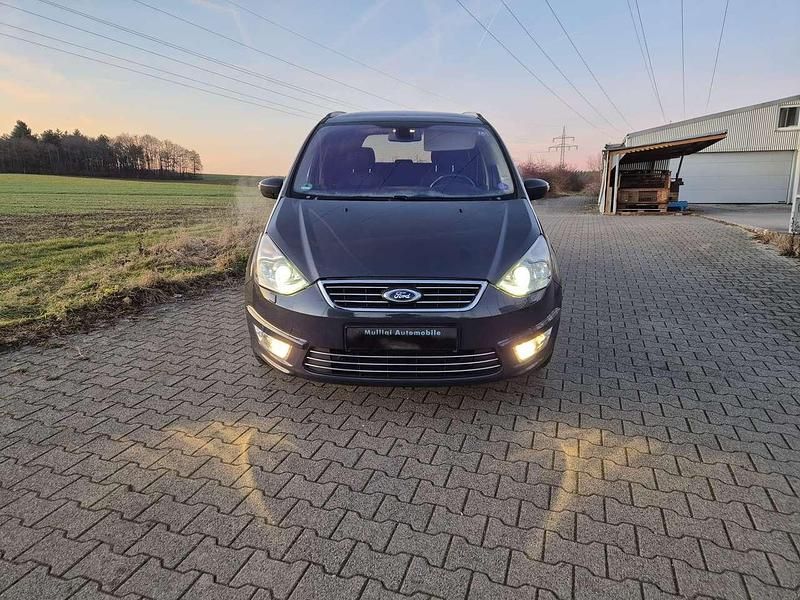 Gebraucht Ford Galaxy Titanium 203 PS (149 kW) 2014 Midnight skygrau metallic Van / Kleinbus