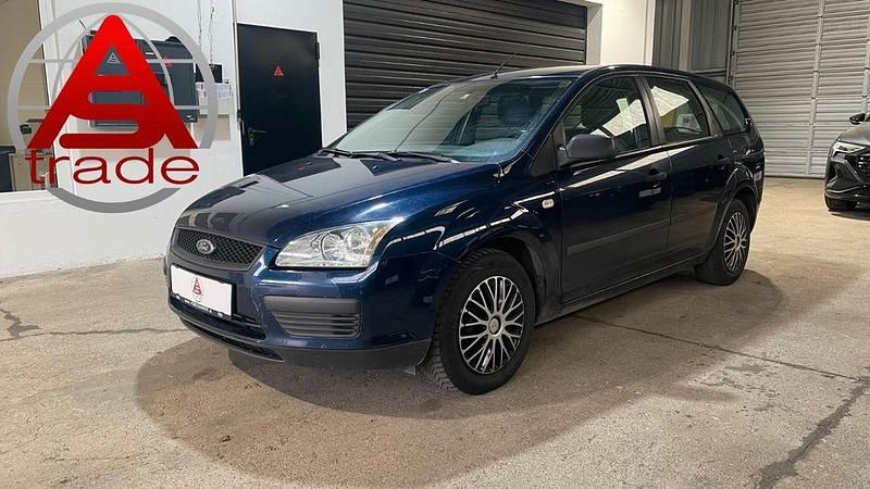 Gebraucht Ford Focus Trend 109 PS (80 kW) 2005 Blau Limousine