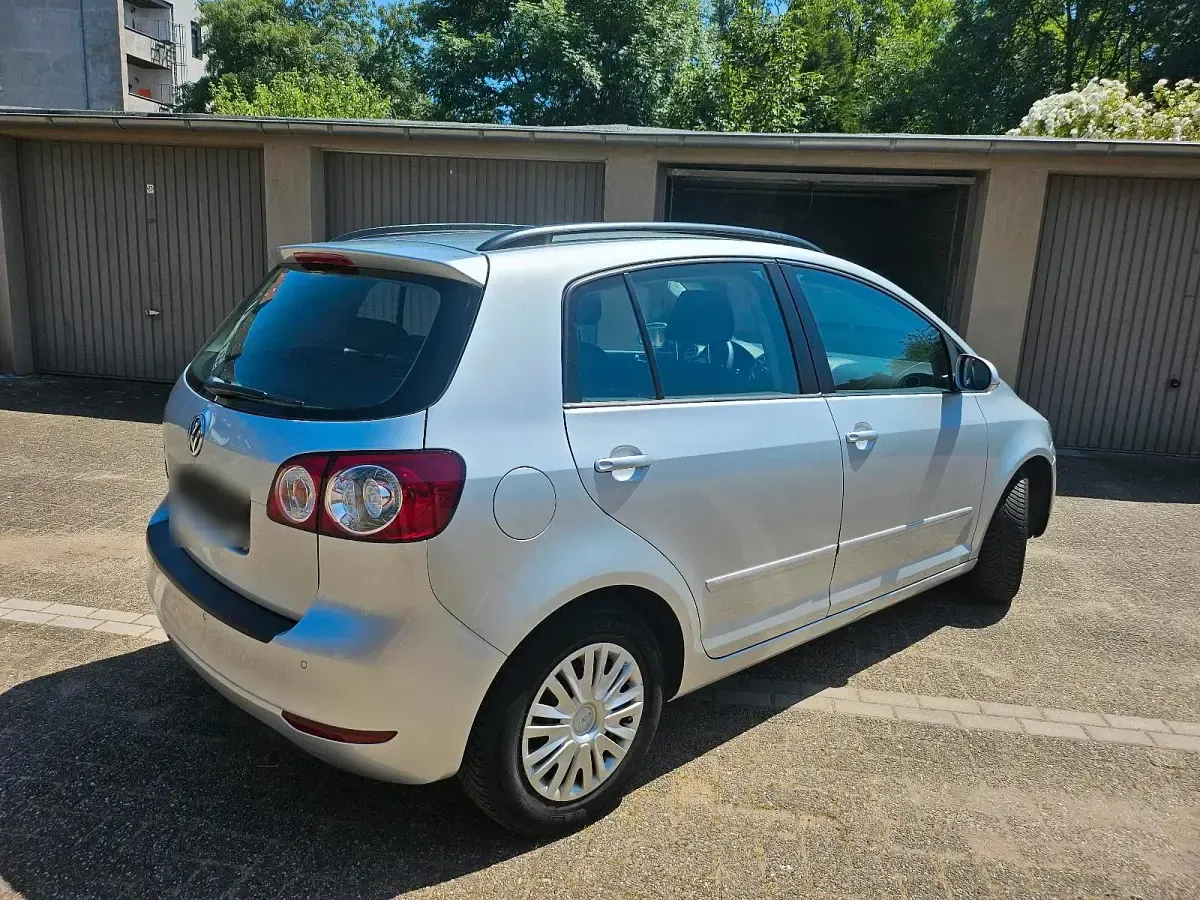 Gebraucht VW Golf VI 80 PS (58 kW) 2010 Silber Kleinwagen