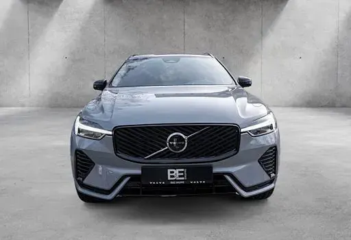Nowe Volvo XC60 Plus 455 KM (334 kW) 2026 Szary SUV