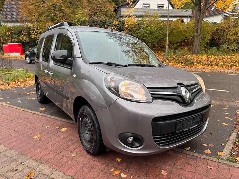 Grau Gebraucht 2017 Renault Kangoo LIMITED Van / Kleinbus | 7.990 € (Guter Preis) - Bild 1/4