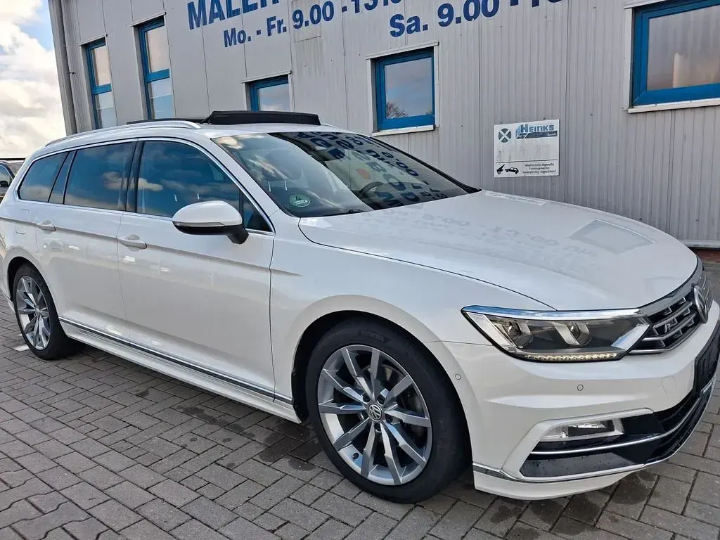 Usata VW Passat R 150 CV (110 kW) 2018 Bianco Station wagon