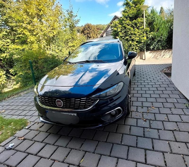 Blau Gebraucht 2018 Fiat Tipo Kombi | 12.999 € (Teuer) - Bild 1/4