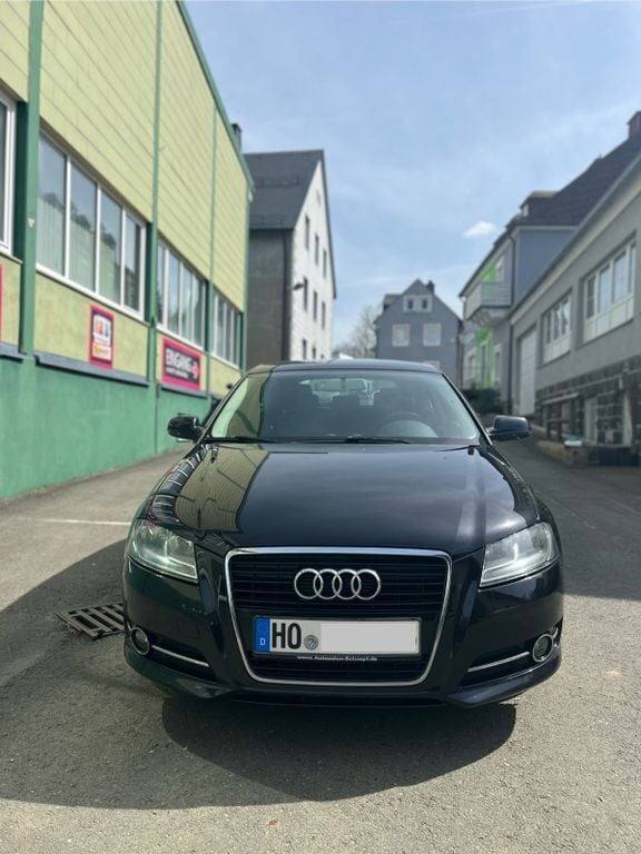 Schwarz Gebraucht 2011 Audi A3 Limousine | 3.800 € (Superpreis) - Bild 1/4