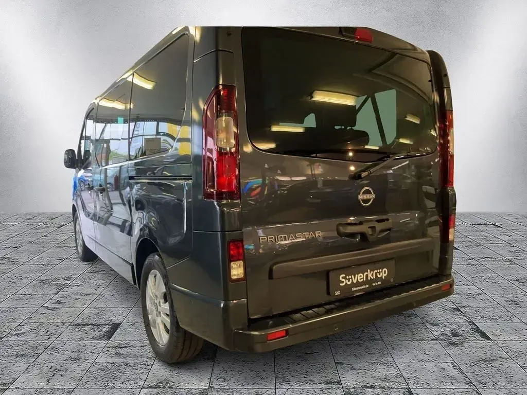 Neu Nissan Primastar Tekna 170 PS (125 kW) 2026 Grau Van / Kleinbus