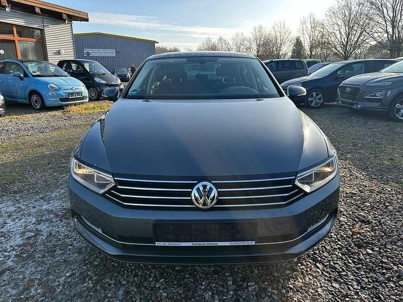 Gebraucht VW Passat 150 PS (110 kW) 2015 Grau Limousine
