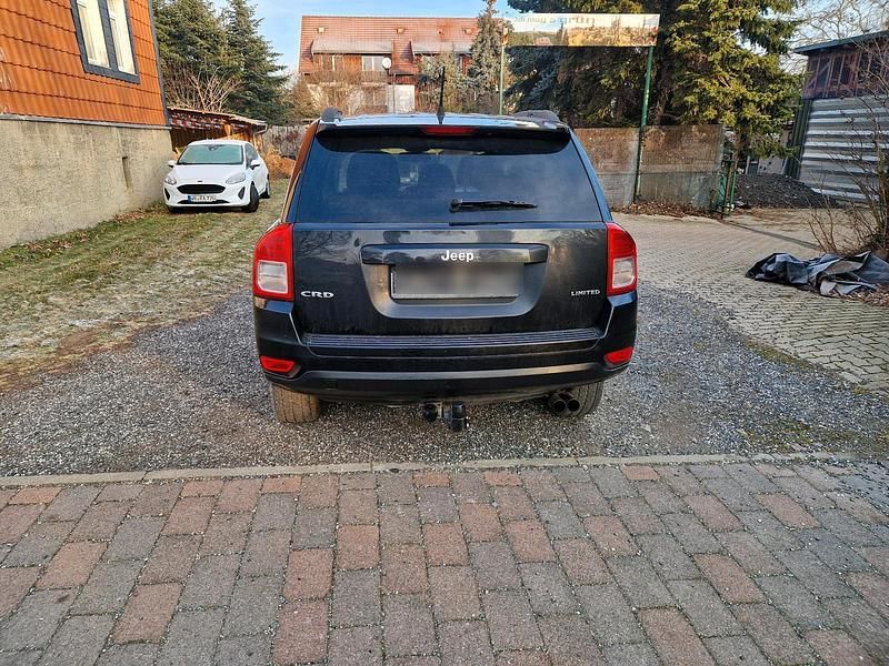 Gebraucht Jeep Compass Limited 163 PS (119 kW) 2013 Schwarz SUV