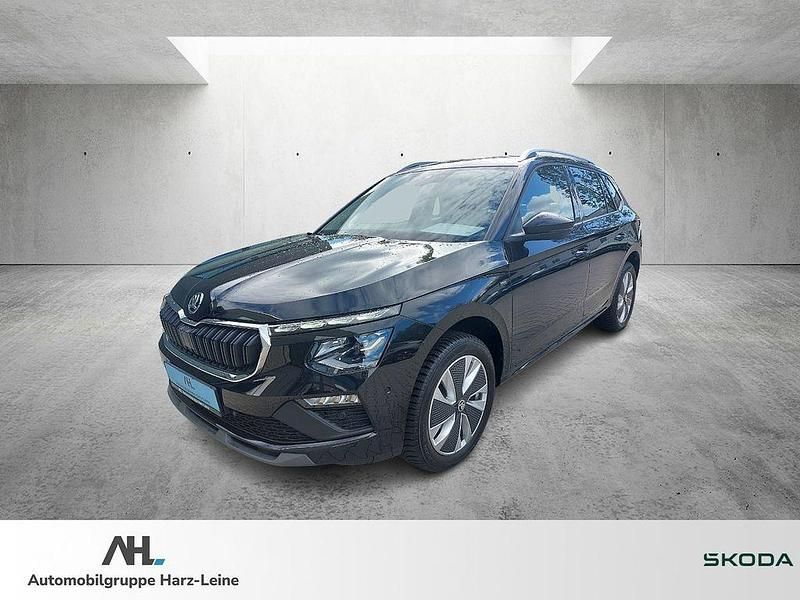 Schwarz Gebraucht 2024 Skoda Kamiq Drive SUV | 27.272 € (Etwas zu teuer) - Bild 1/4
