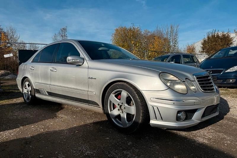 Gebraucht Mercedes E500 AMG 306 PS (225 kW) 2002 Silber Limousine