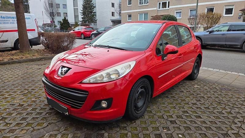 Rot Gebraucht 2011 Peugeot 207 Kombi | 2.200 € (Etwas zu teuer) - Bild 1/4
