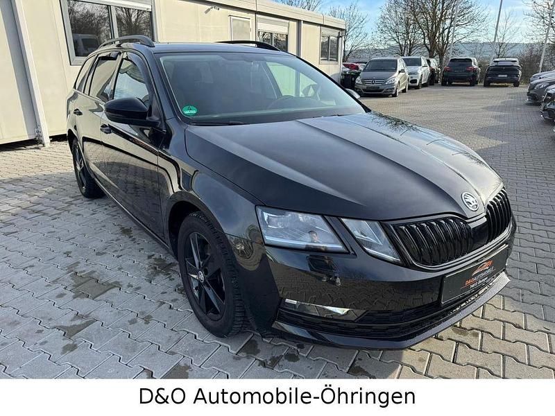 Schwarz Gebraucht 2018 Skoda Octavia Style Kombi | 12.490 € (Fairer Preis) - Bild 1/4
