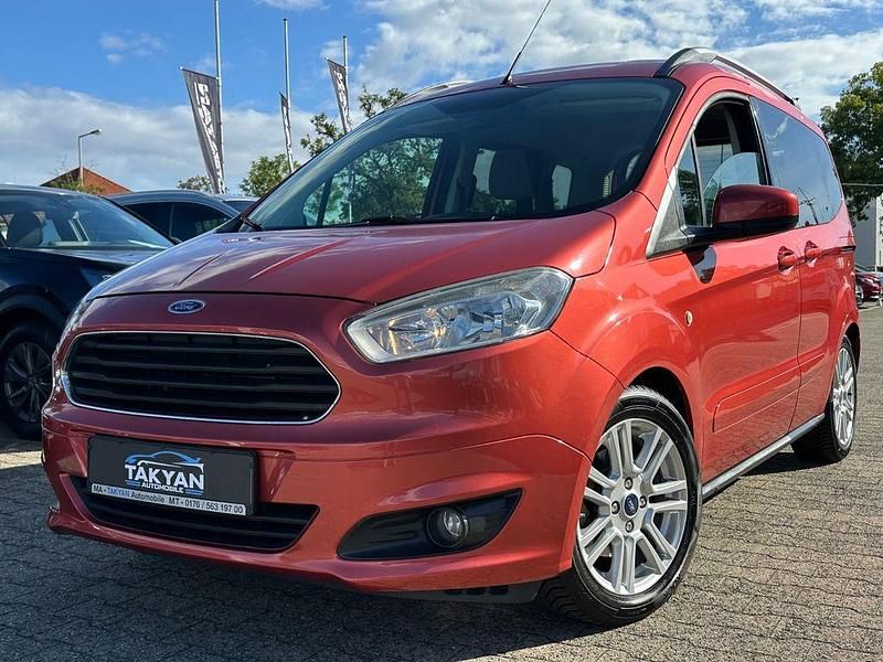Gebraucht Ford Tourneo Courier Titanium 101 PS (74 kW) 2014 Rot Van / Kleinbus