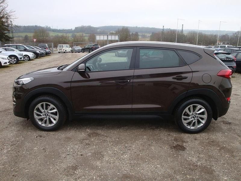 Gebraucht Hyundai Tucson Advantage 136 PS (100 kW) 2017 Braun SUV